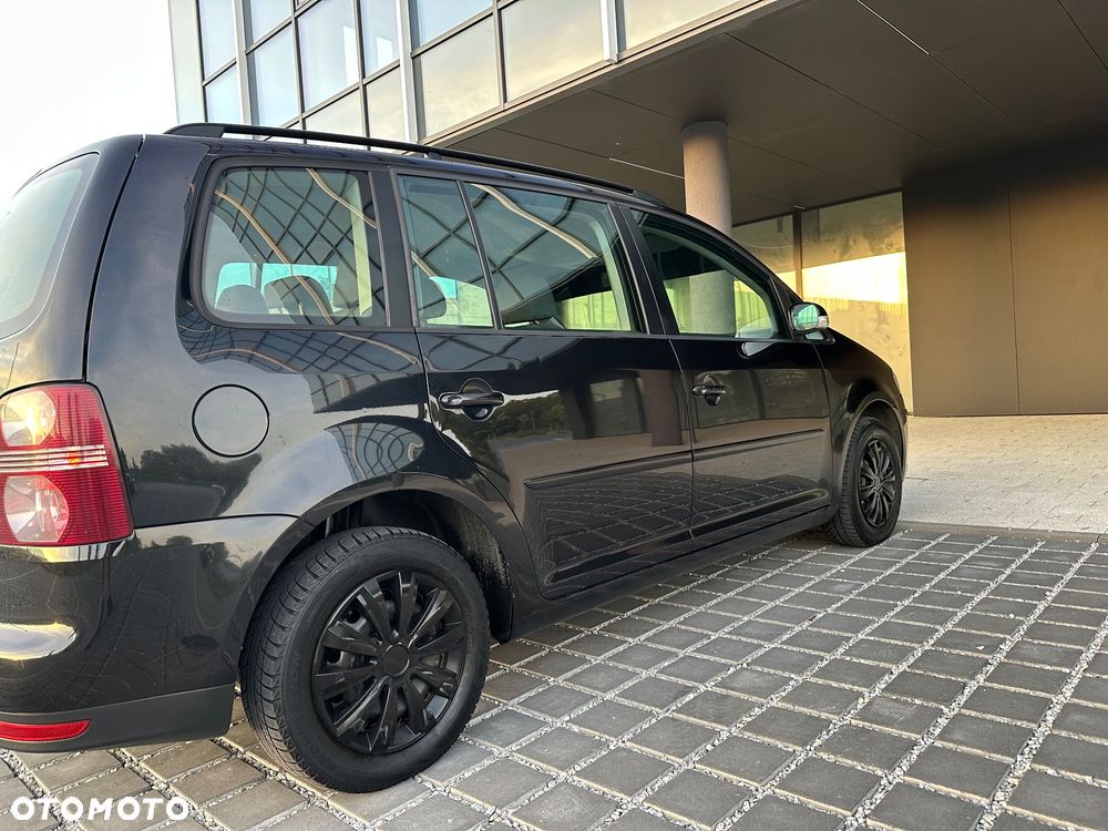 Volkswagen Touran 1.9 TDI Trendline - 9