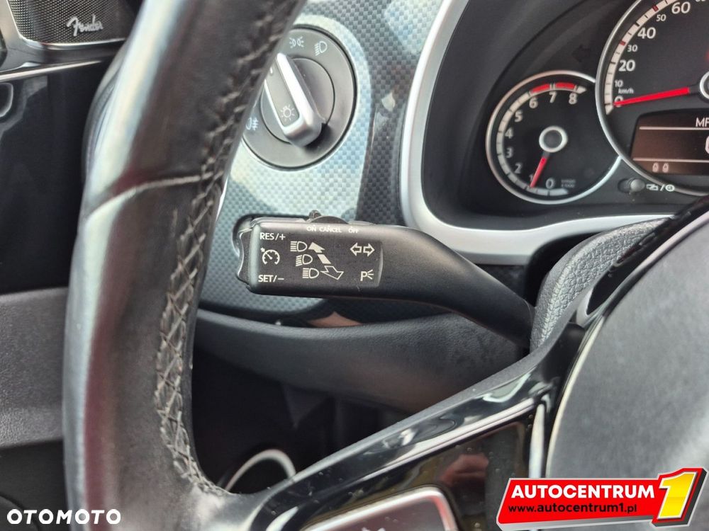 Volkswagen Beetle - 24