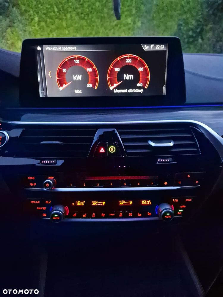 BMW Seria 5 530d Luxury Line - 7