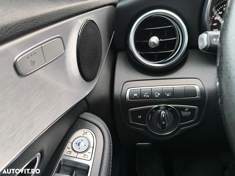 Mercedes-Benz C 250 d 4MATIC 9G-TRONIC - 12