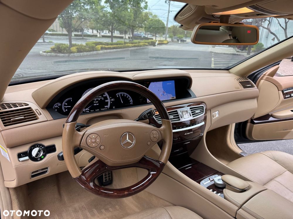 Mercedes-Benz CL - 9