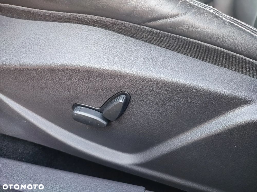 Ford Focus 1.6 EcoBoost Start-Stopp-System Titanium - 25