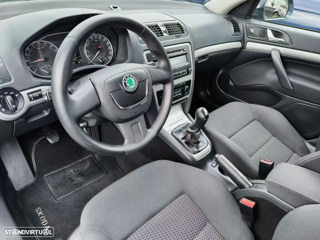 Skoda Octavia Break 1.6 TDi Sportline - 15