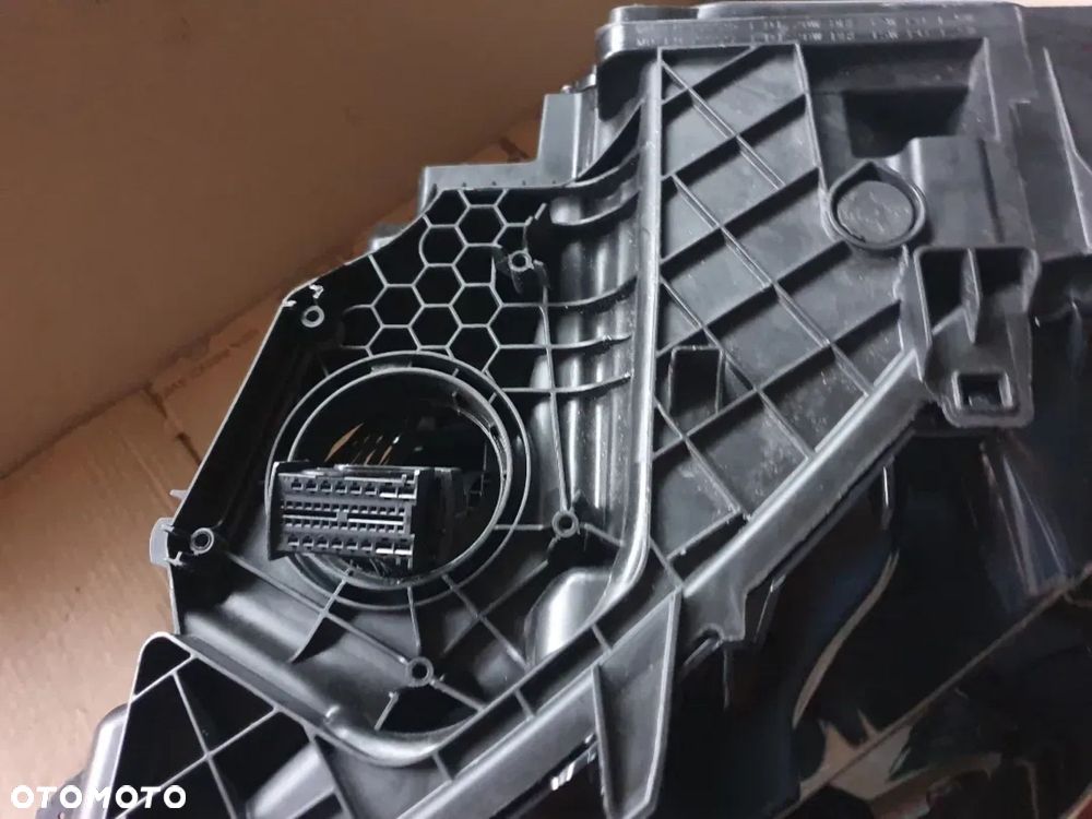 Lampa Prawa Prawy FULL LED AUDI Q3 2 II 83A - 9