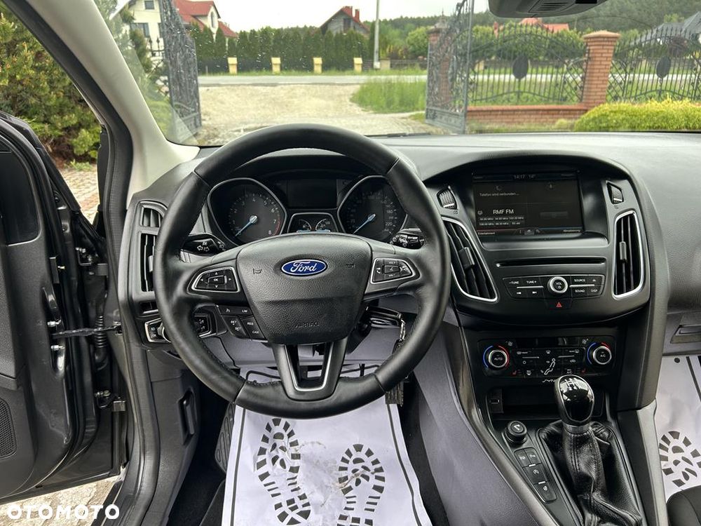 Ford Focus - 40