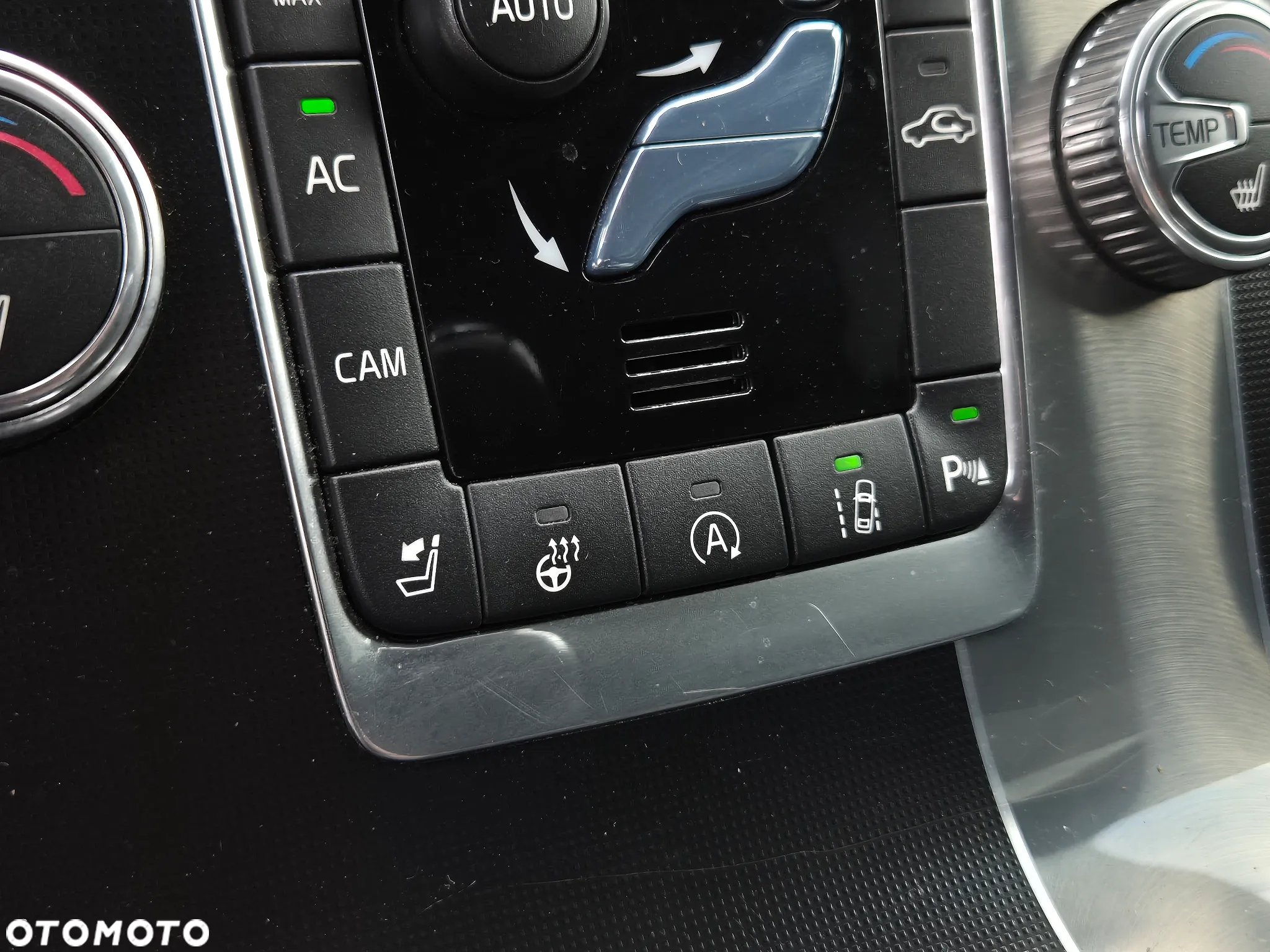 Volvo V60 D3 Drive-E R-Design Kinetic - 23