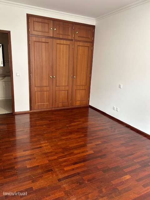 T3 com varanda e garagem em Leiria - Grande imagem: 5/14