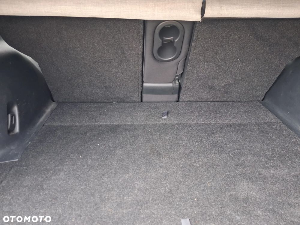 Toyota RAV4 2.0 VVT-i Sol - 16