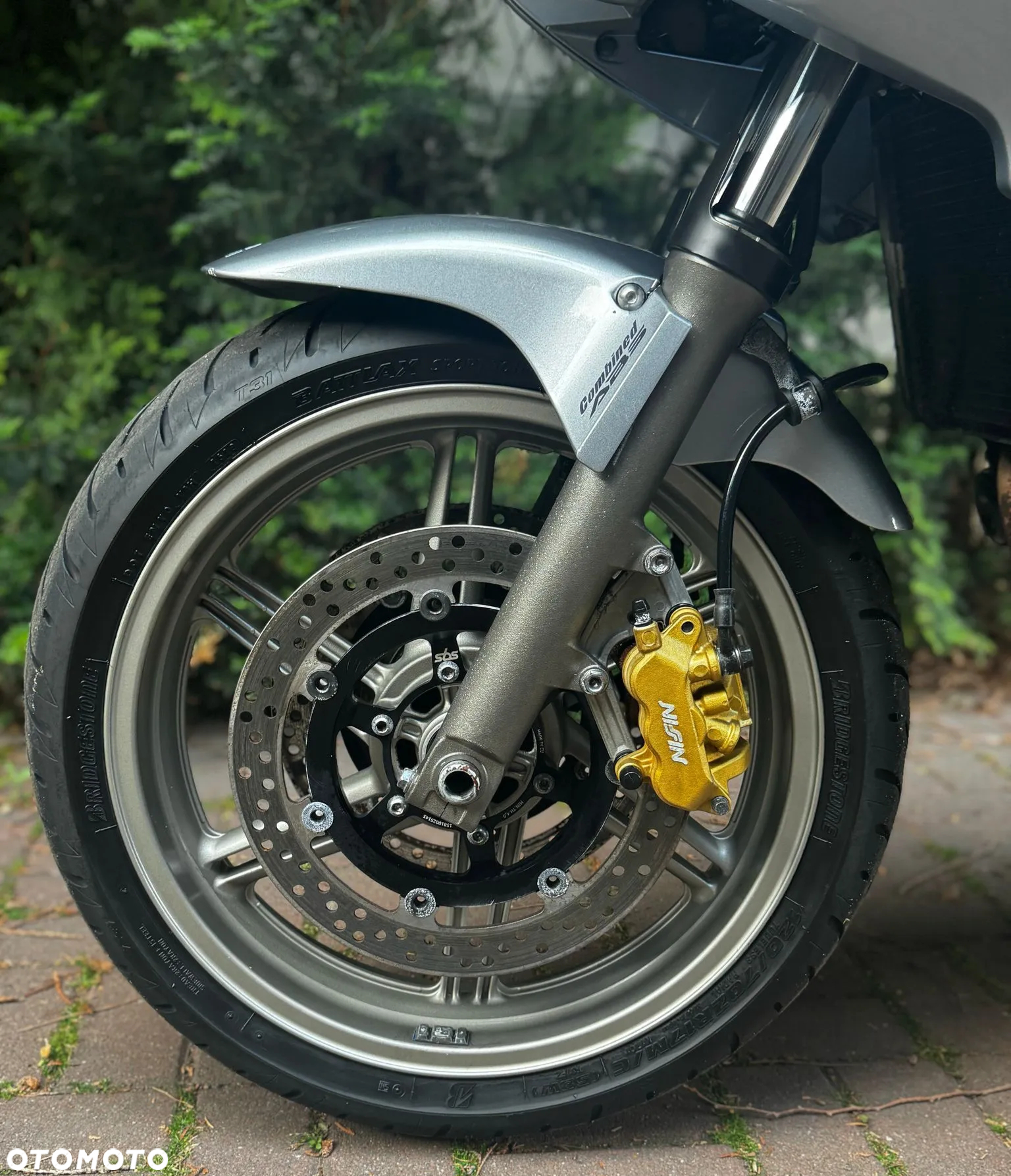 Honda CBF - 10