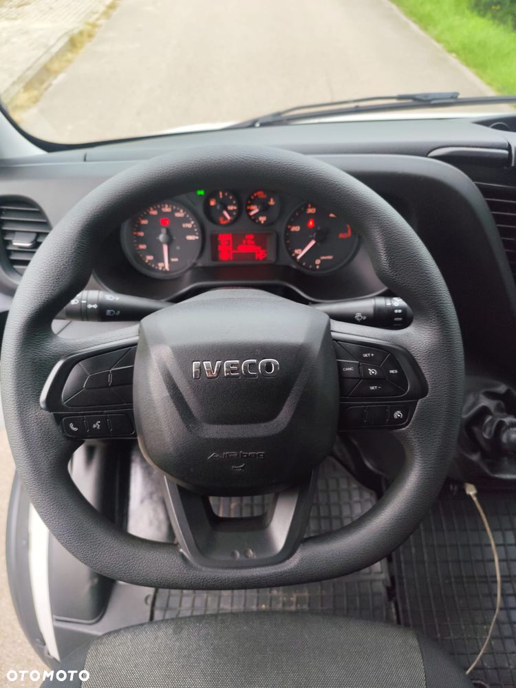 Iveco Daily - 12