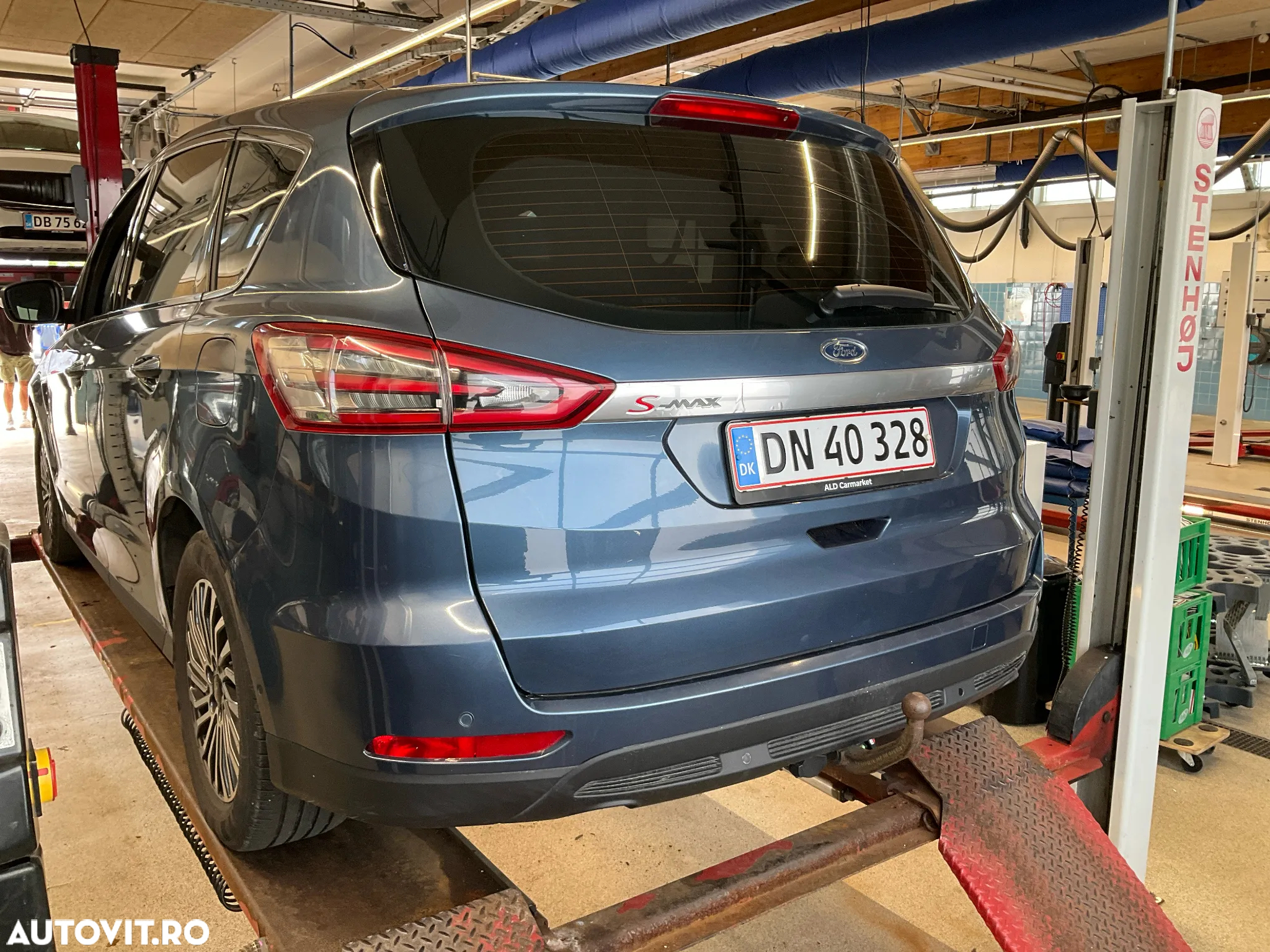 Ford S-Max 2.0 TDCi Powershift Titanium - 5