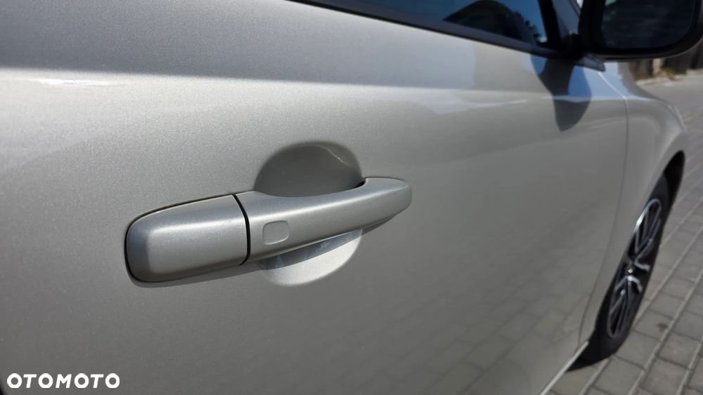 Volvo V40 T2 Geartronic Momentum - 12