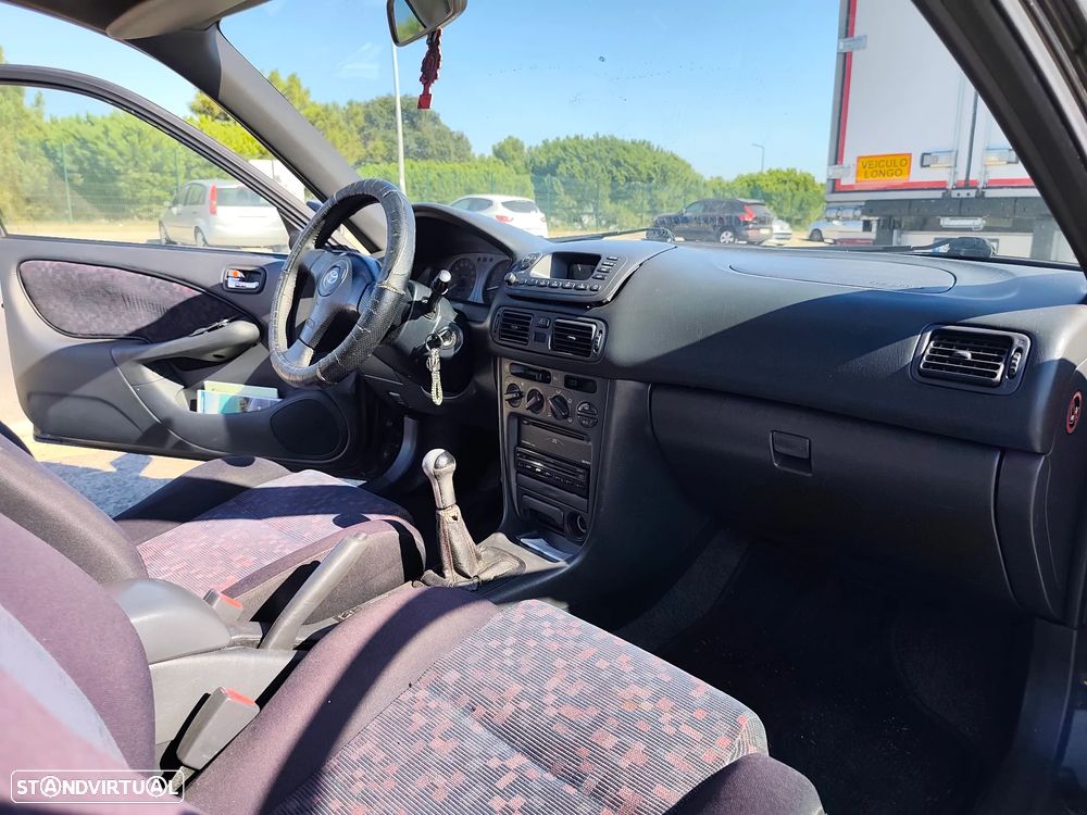 Toyota Corolla H/B 1.4 G6 AC - 12