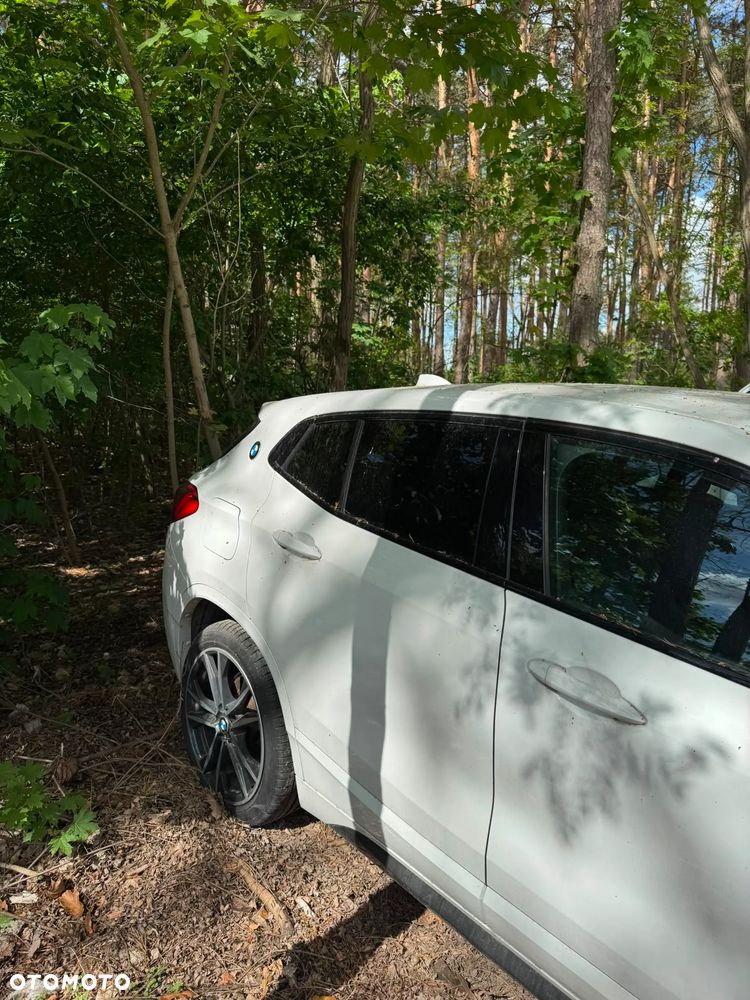 BMW X2 sDrive18d sport - 7