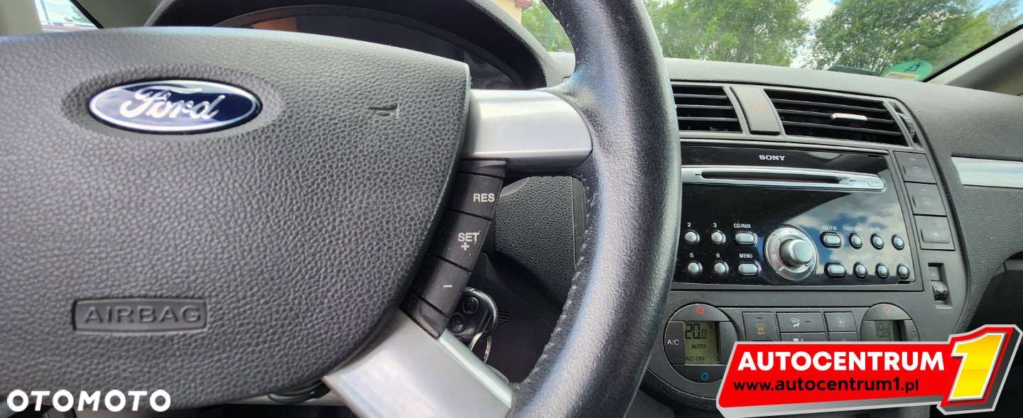 Ford C-MAX - 22