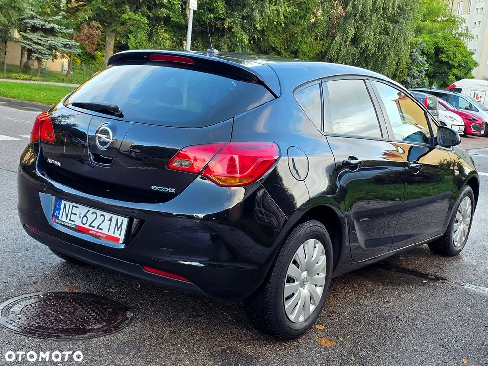 Opel Astra 1.4 Essentia - 5