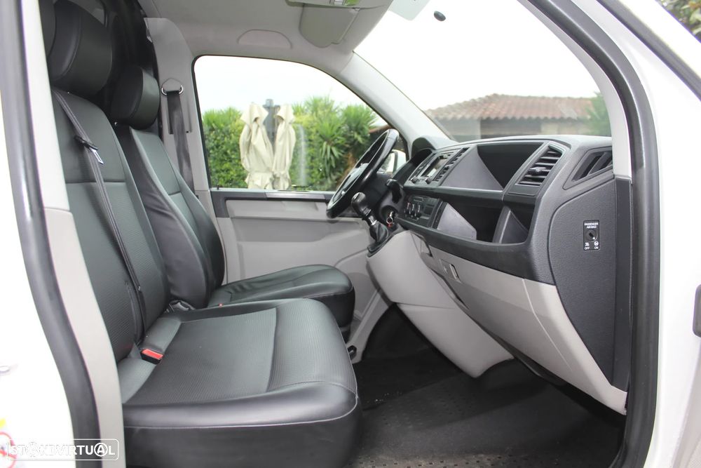 VW TRANSPORTER 2.0 TDI - 3 LUG. A/C - 20