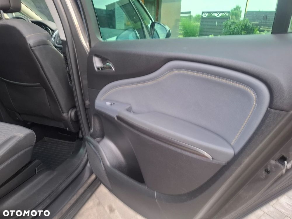 Opel Zafira 1.4 T Cosmo EcoFLEX S&S EU6 - 10