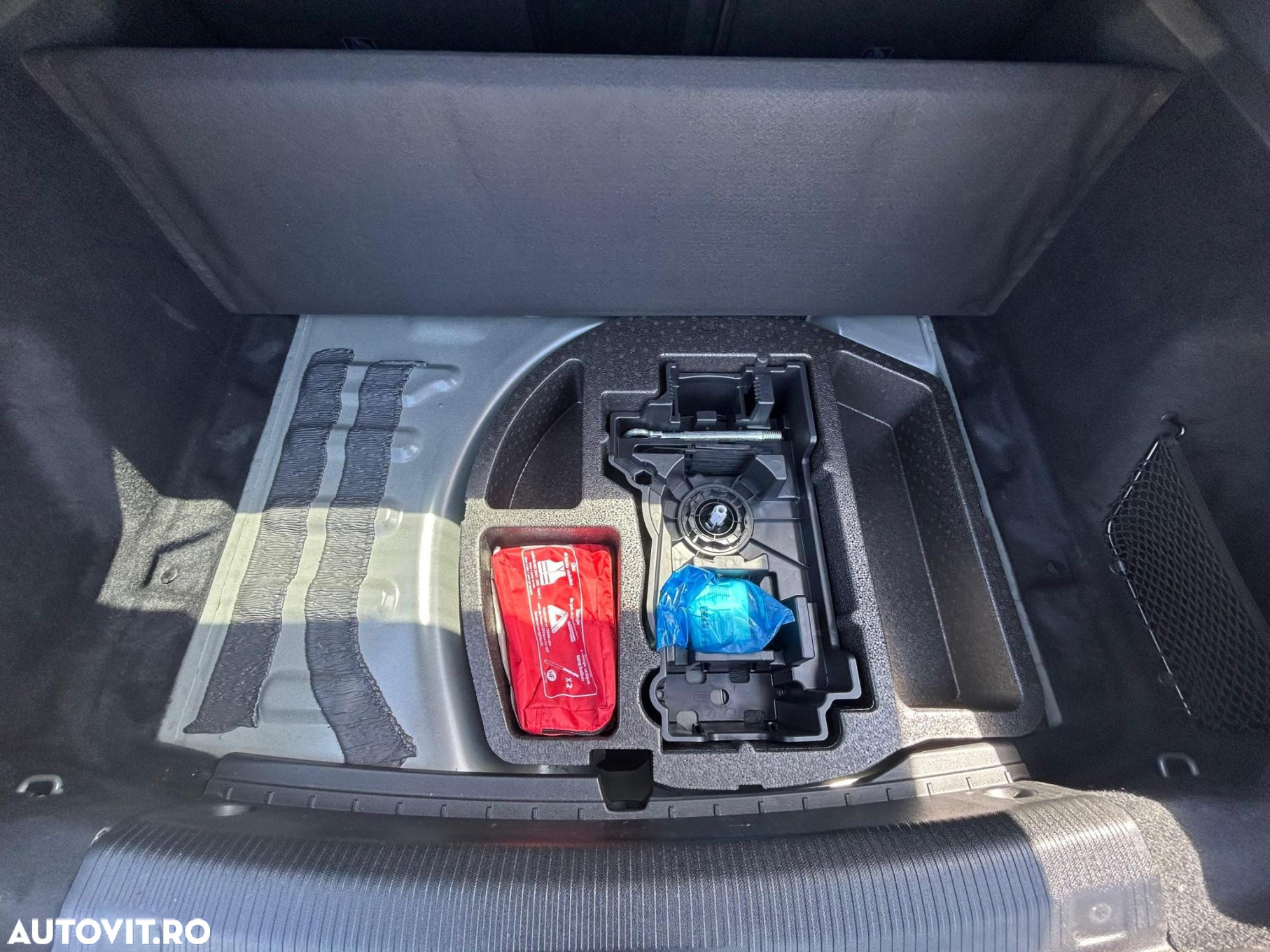 Peugeot 508 1.2L PureTech 130 S&S EAT8 Allure - 31