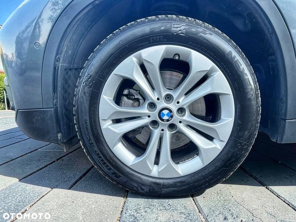 BMW X1 sDrive18i - 8