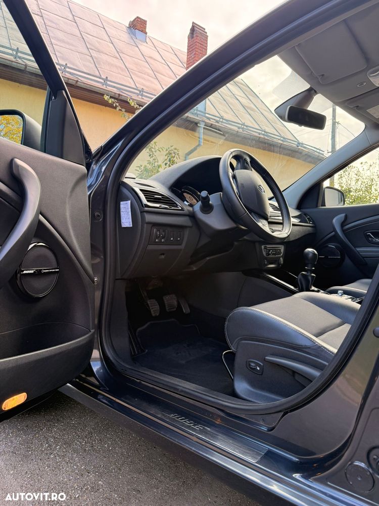 Renault Megane ENERGY TCe 115 Start & Stopp Bose Edition - 6