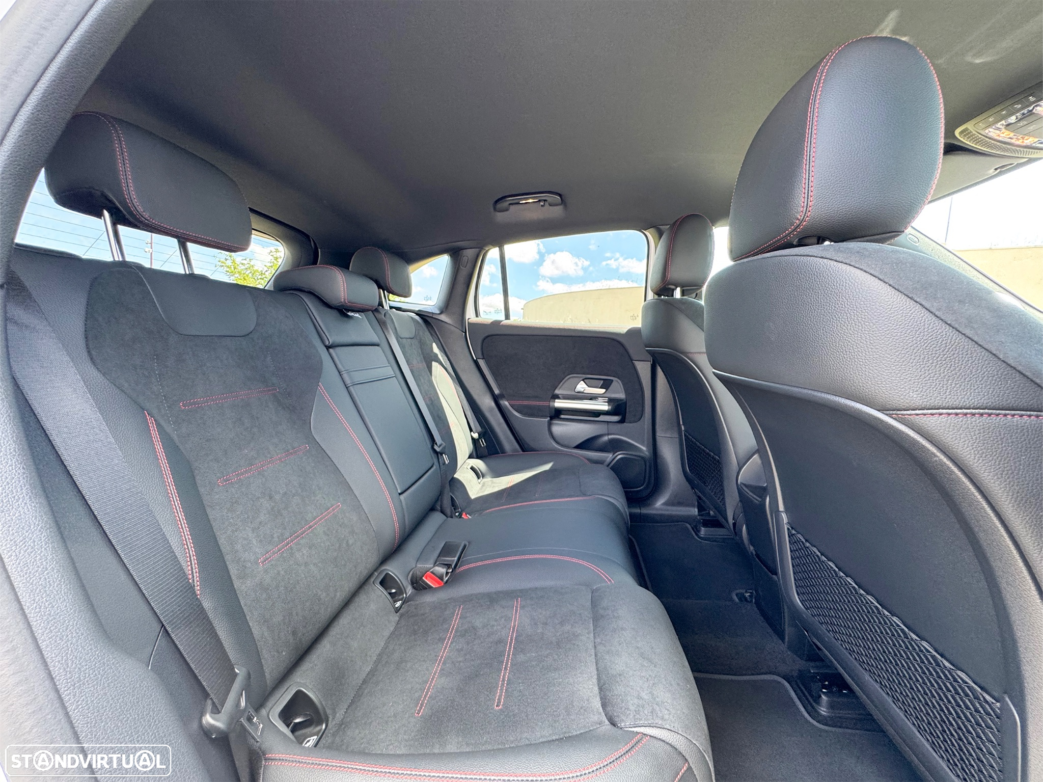 Mercedes-Benz EQA 250 AMG Line - 12