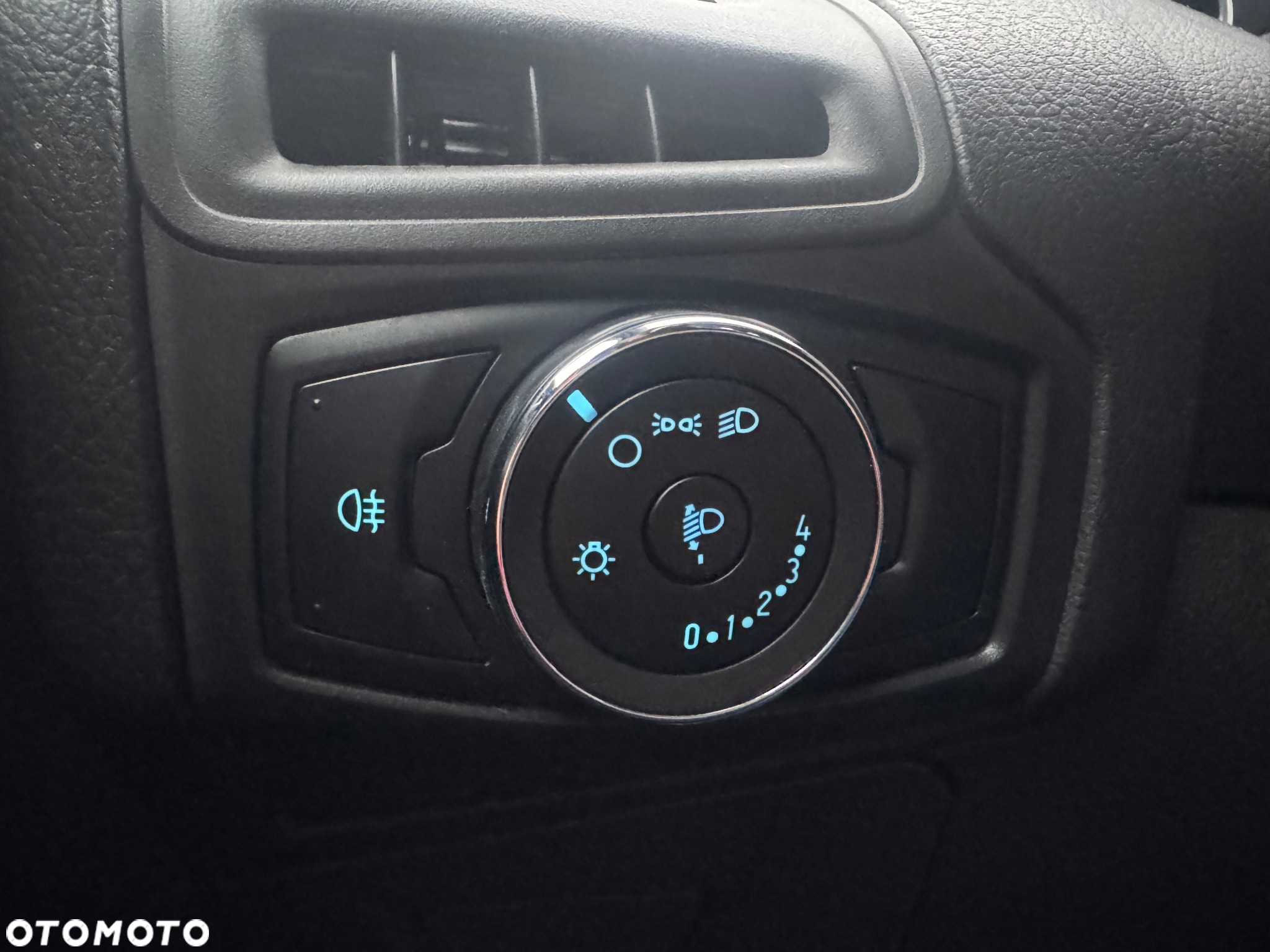 Ford Focus - 13