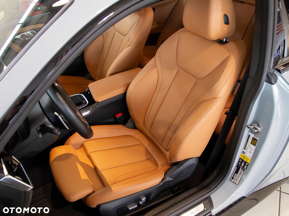 BMW Seria 2 M240i xDrive - 16