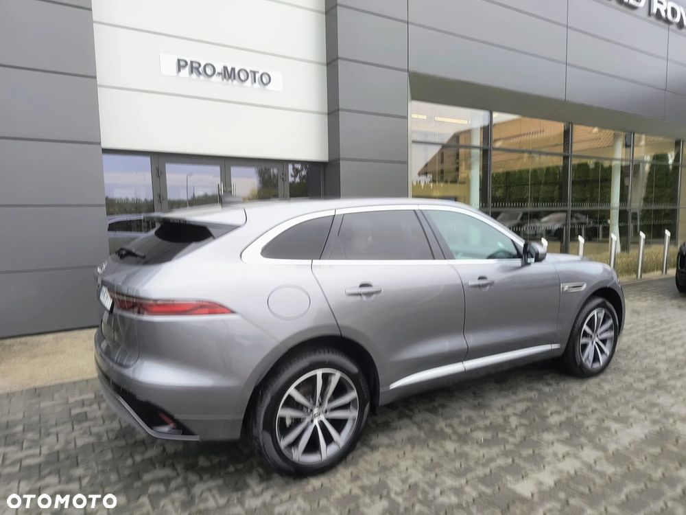 Jaguar F-Pace - 9