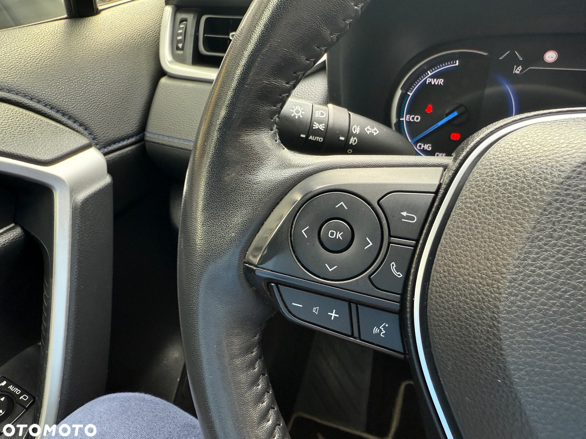 Toyota RAV4 2.5 Hybrid Selection 4x4 - 28