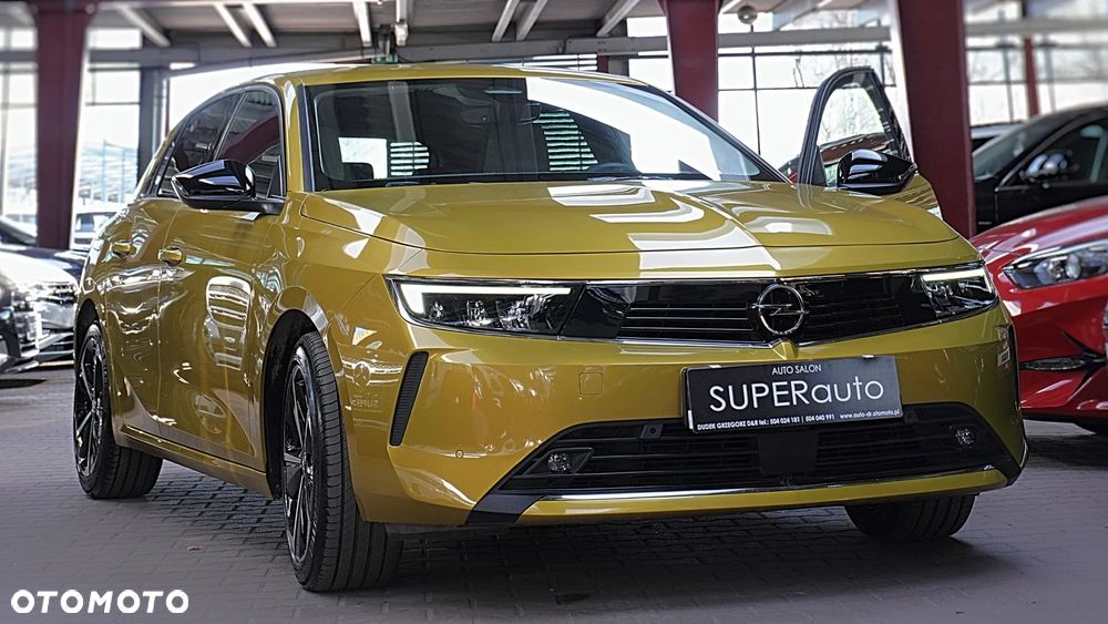 Opel Astra 1.2 T Elegance S&S - 2