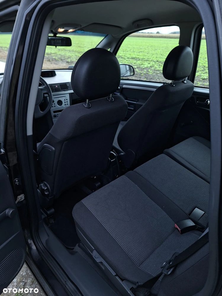 Opel Meriva 1.6 16V Cosmo - 14