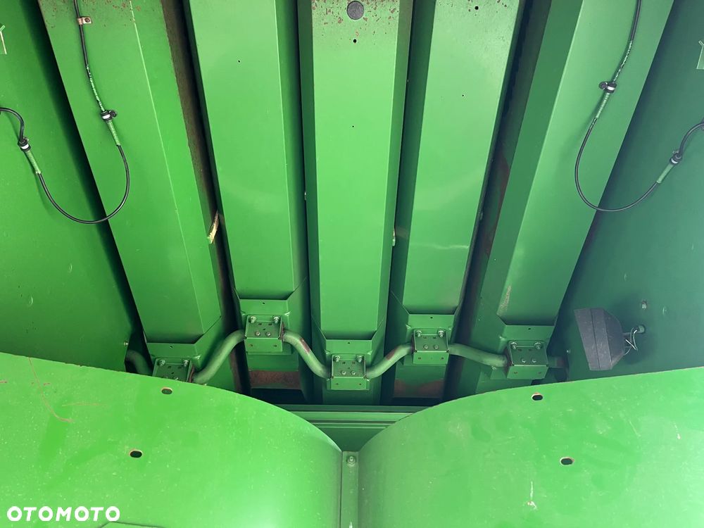 John Deere 2256 - 10