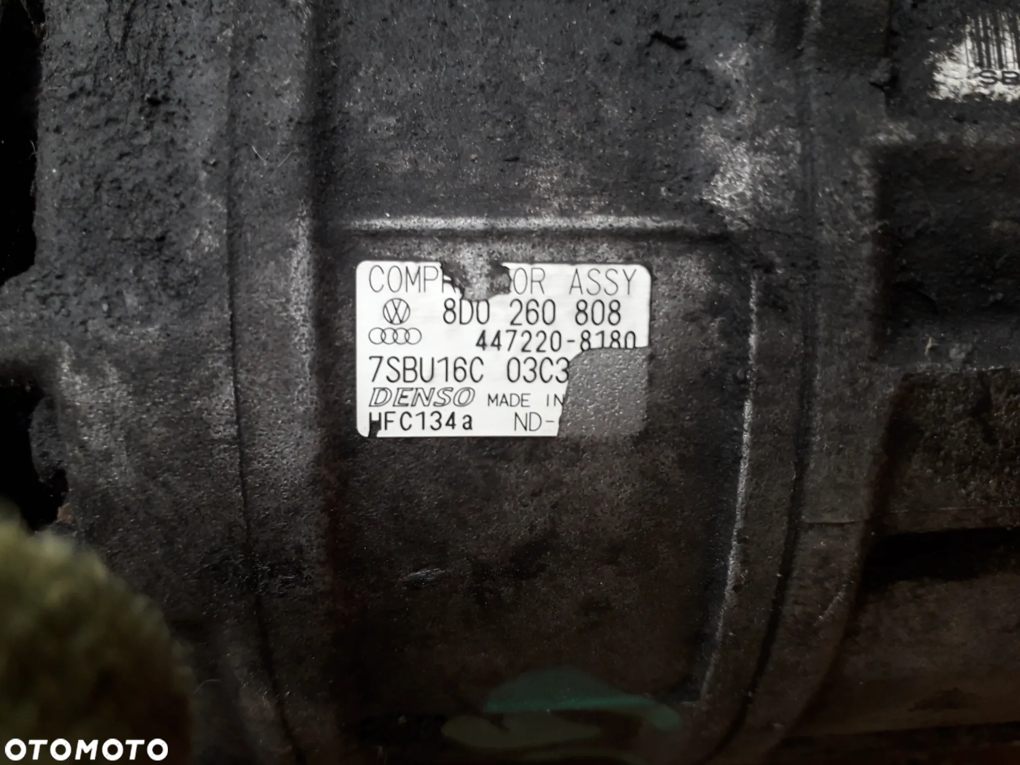 Sprężarka  Klimatyzacji 8D0260808 W PASSAT B5 1.9TDI - 4