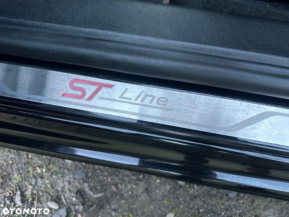 Ford Focus 2.0 TDCi ST-Line Black ASS - 25