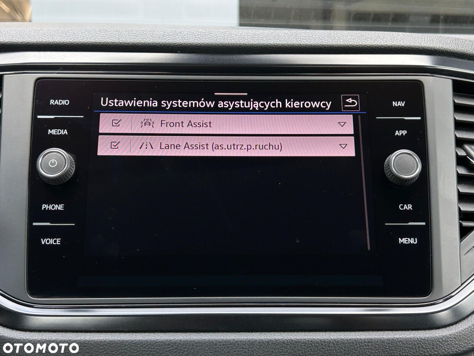 Volkswagen T-Roc 1.0 TSI - 28