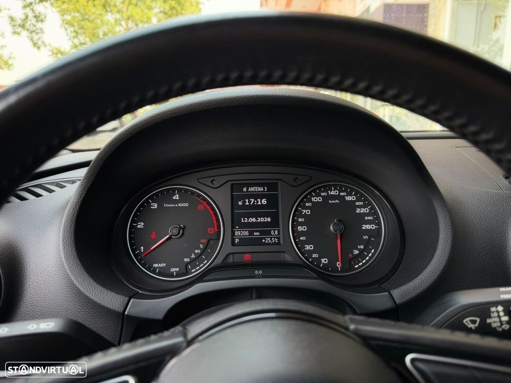 Audi A3 Sportback 1.6 TDI Design S tronic - 20