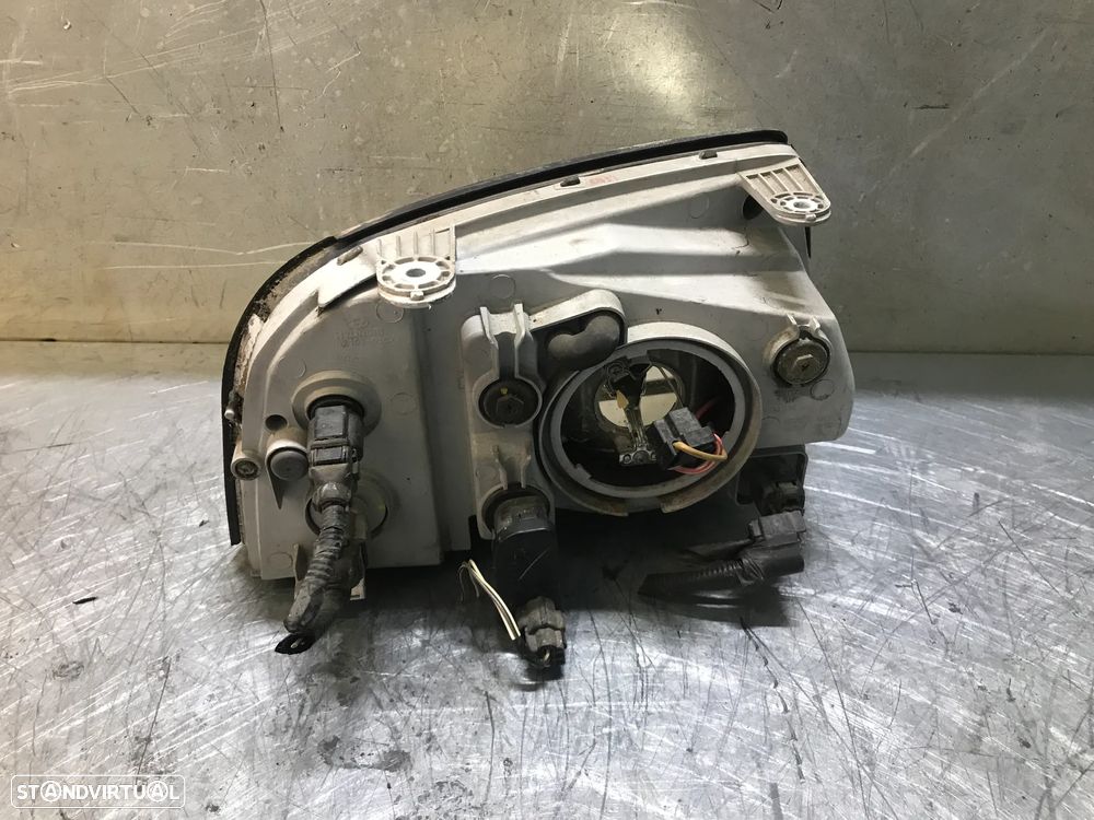 ÓTICA / FAROL HYUNDAI ATOS II 03-> 92202-055XX / 92101055XX - DIREITO / ESQUERDO - 7