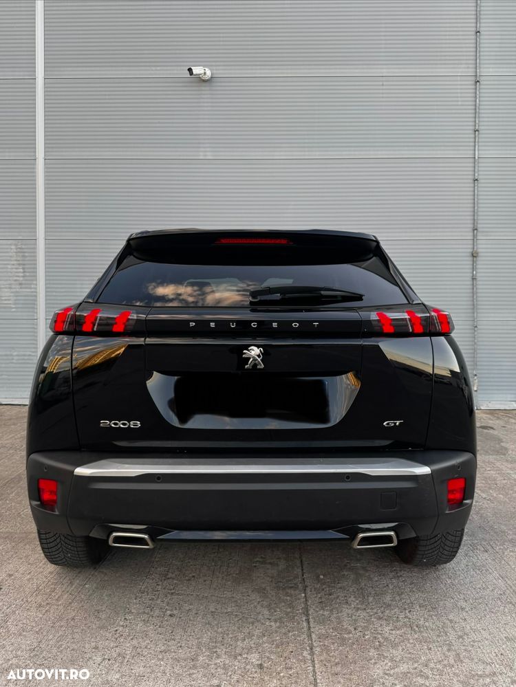 Peugeot 2008 PureTech 130 EAT8 GT - 31