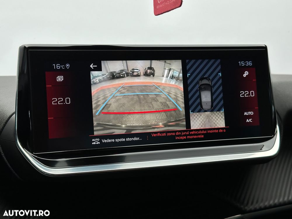 Peugeot 208 1.2 L PureTech STT EAT8 Allure - 13