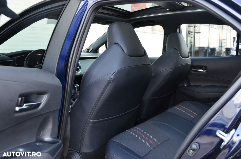 Toyota Corolla 2.0 HSD GR SPORT - 13