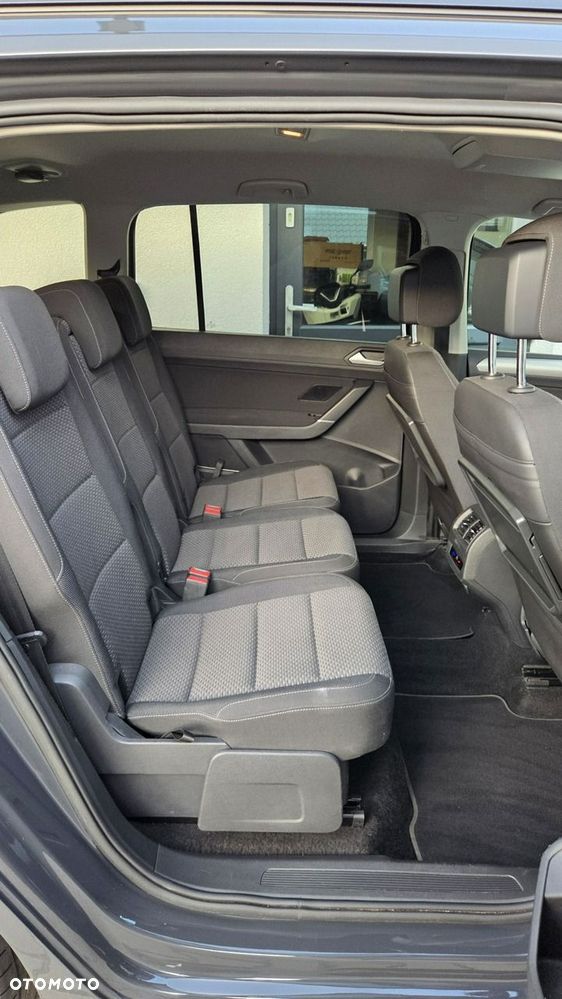 Volkswagen Touran 1.5 TSI EVO Comfortline Plus - 24