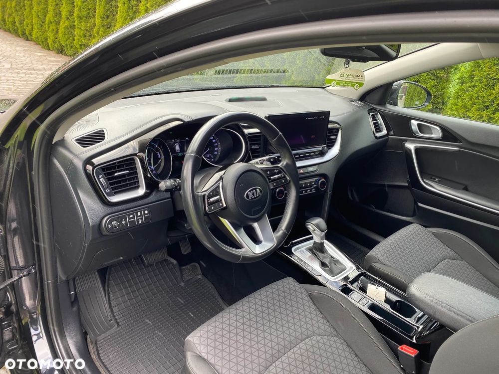 Kia Ceed 1.6 GDI DCT OPF Inspiration - 18