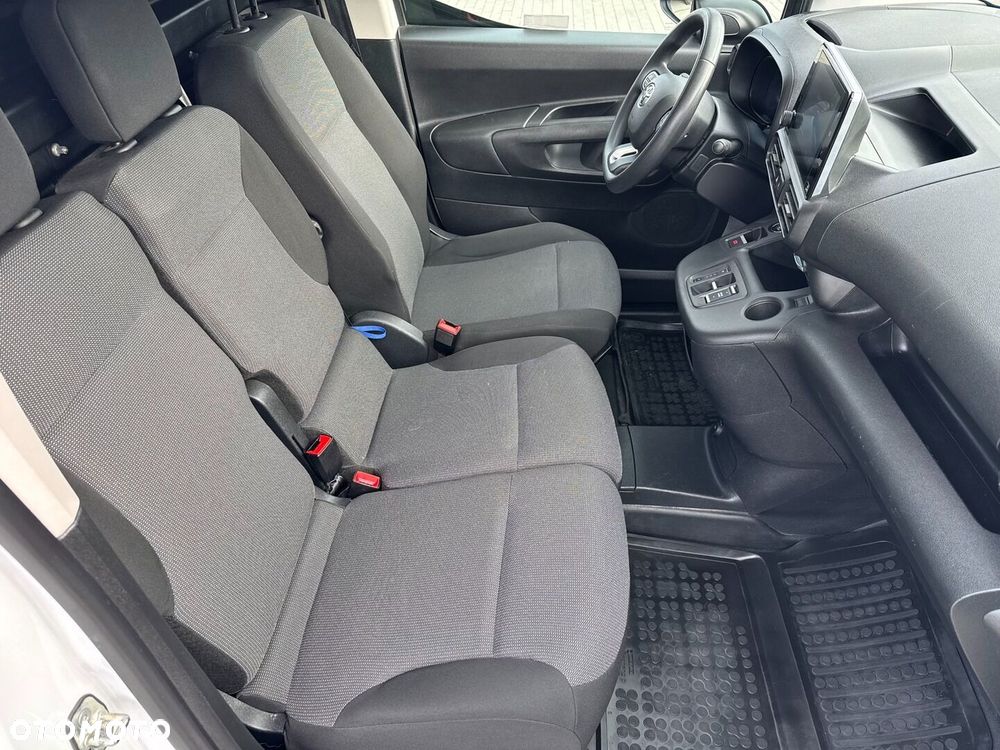 Toyota PROACE CITY - 27