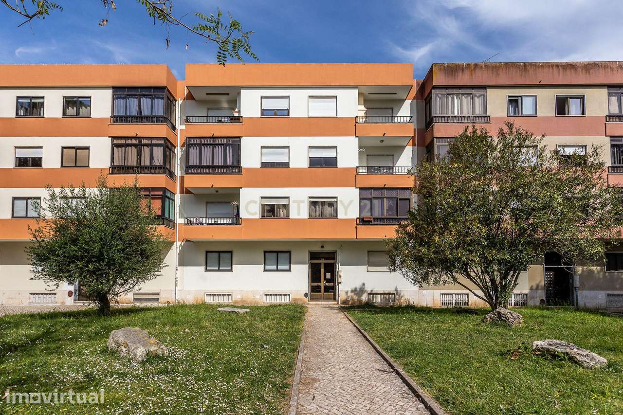 Apartamento T3 em Agualva-Cacém: Espaço, Luz e Localização Privilegiad - Grande imagem: 3/21