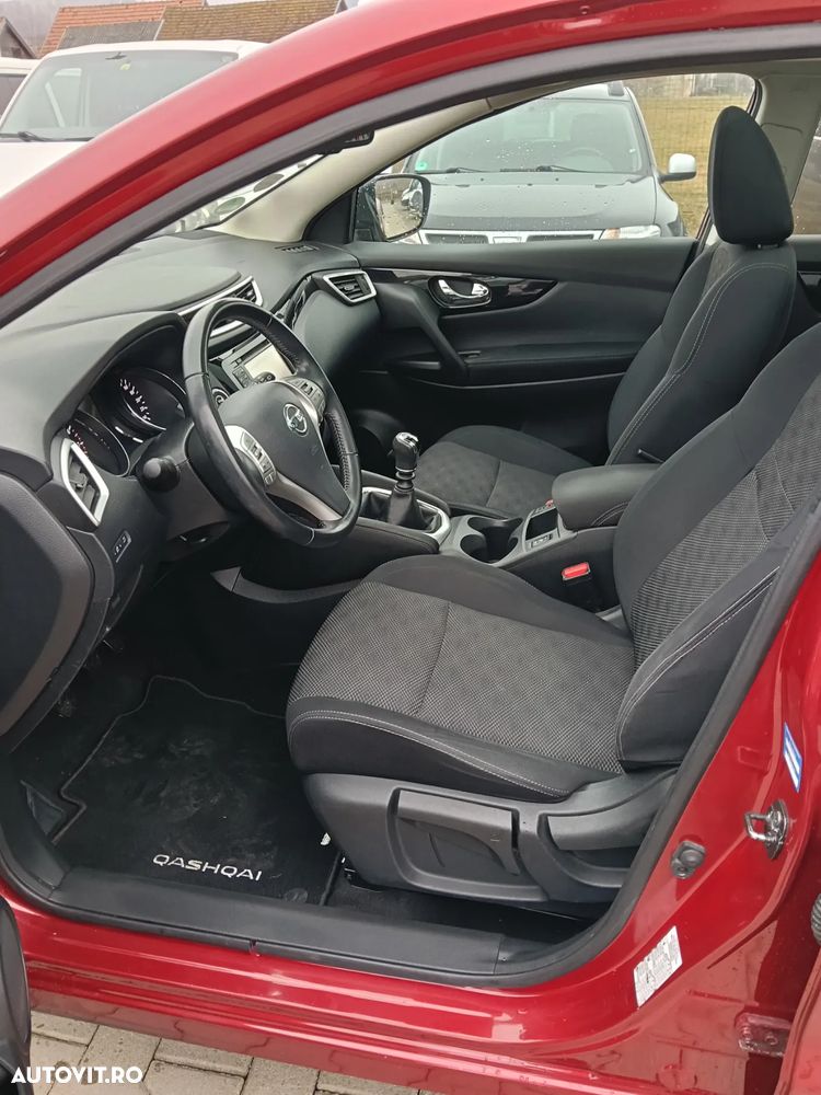 Nissan Qashqai 1.2 DIG-T ACENTA - 9