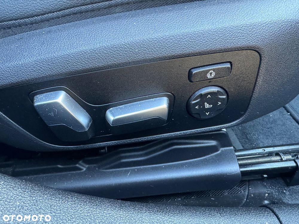 BMW Seria 3 320d M Sport Shadow - 14