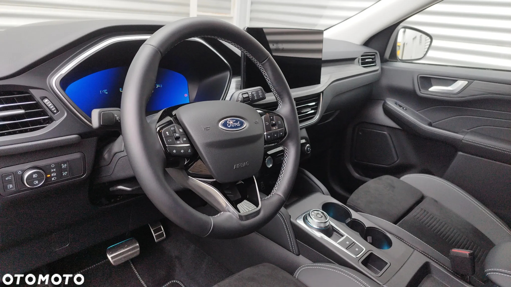 Ford Kuga - 11