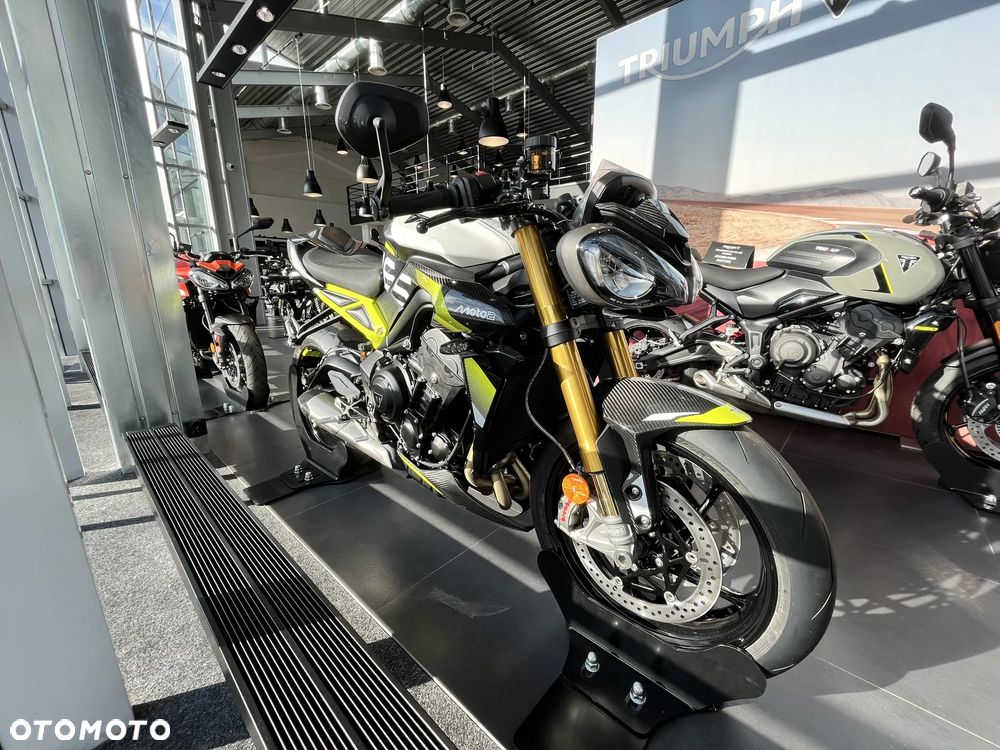 Triumph Street Triple - 2
