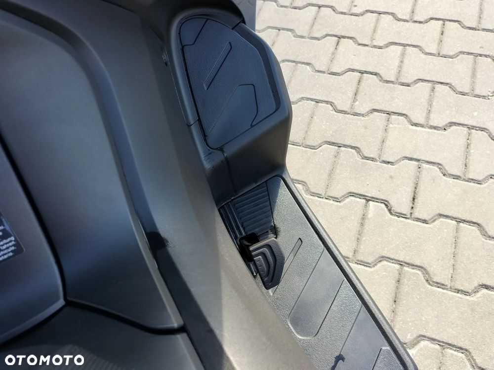 Yamaha MT - 19